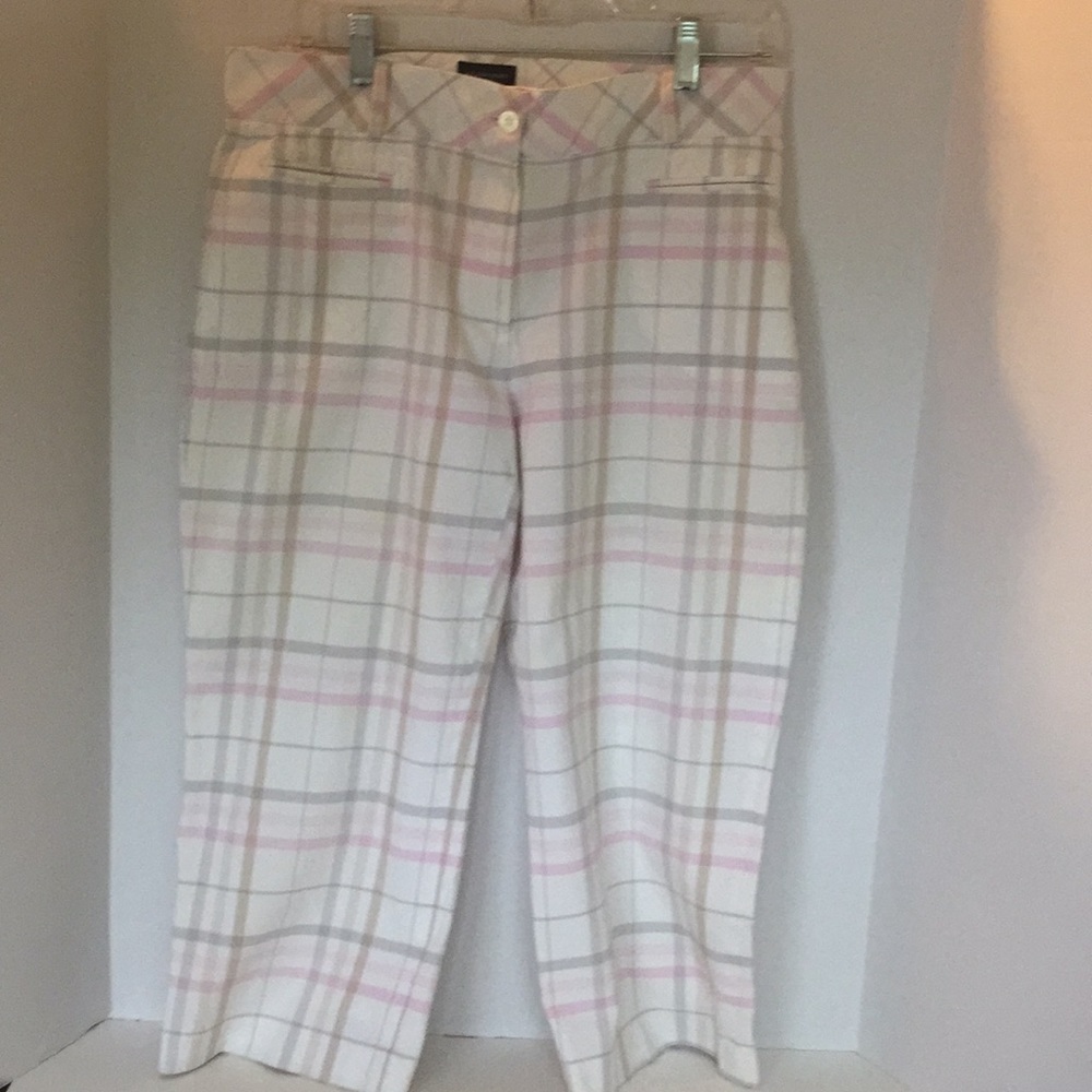 Burberry Capri pants